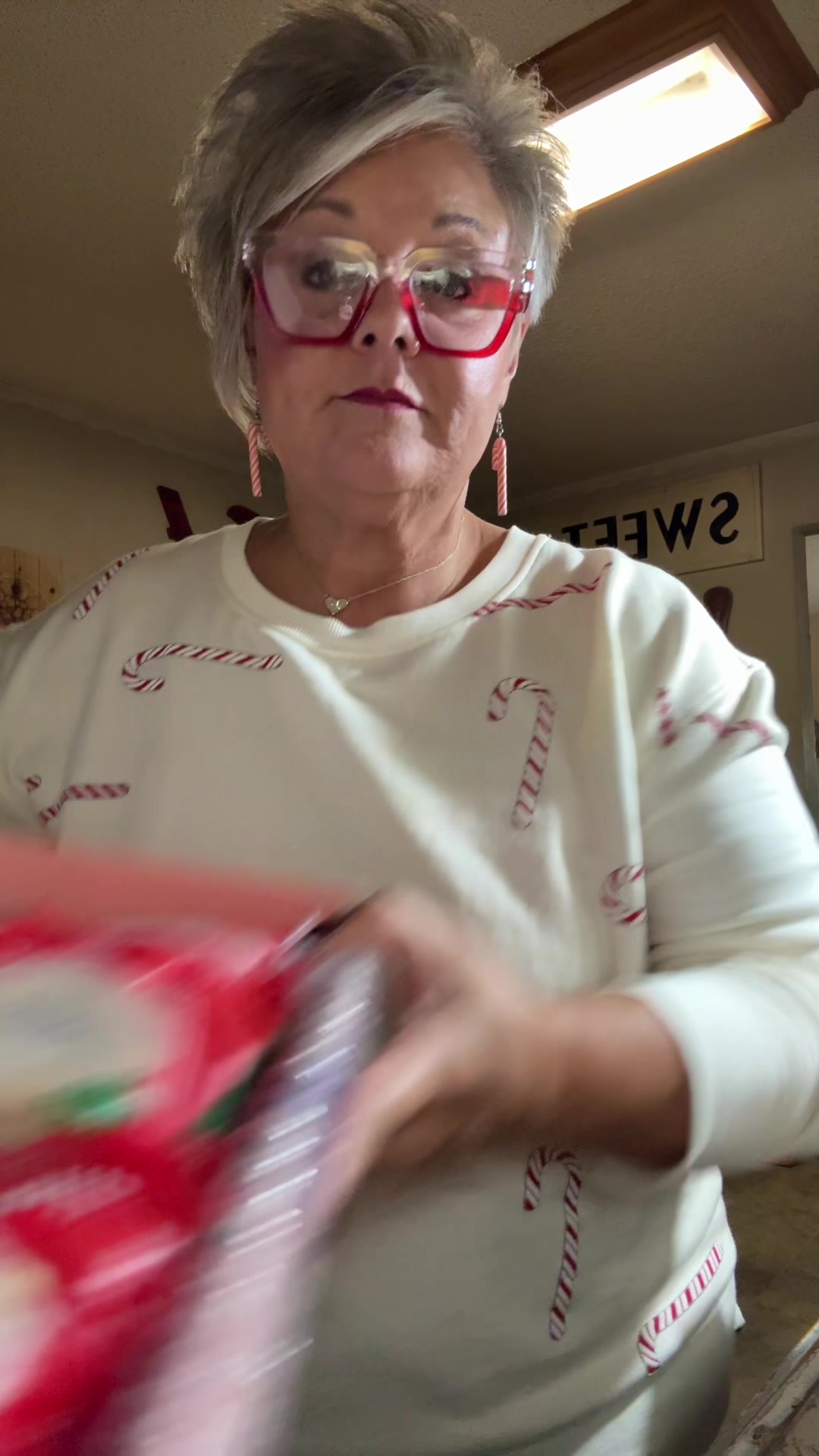 TikTok post by @heatherohlman for Taylor Chip. Caption reads: [...] #foodgifts #yummyfood @Taylor Chip.