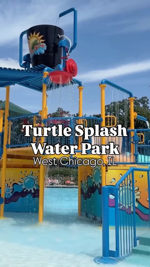 Instagram post by @chicagoburbswithkids for Groupon. Caption reads: [...] out new waterparks in the summer, and....