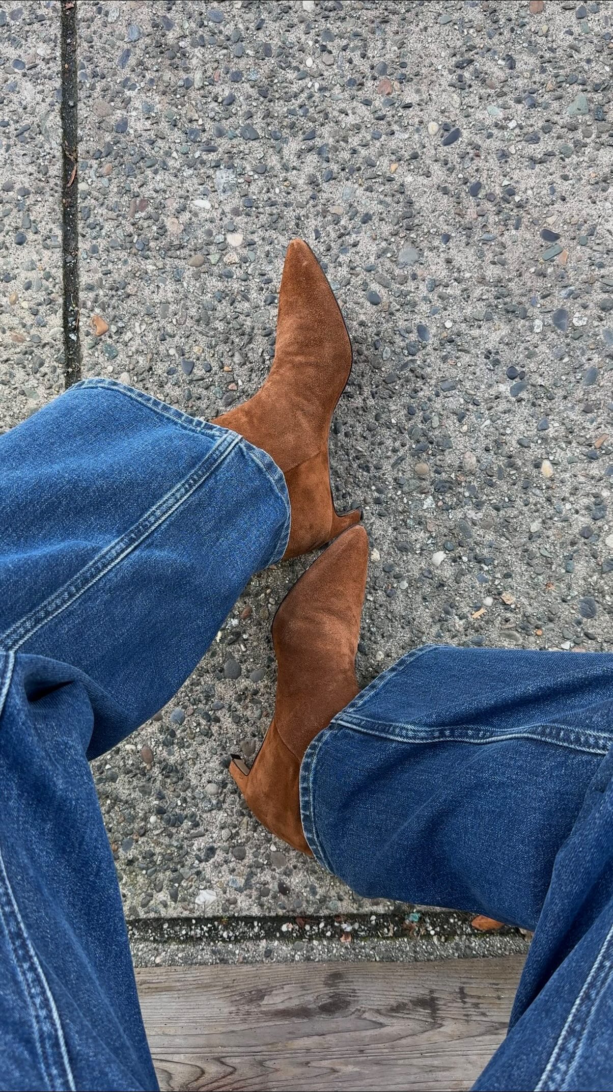 Instagram post by @1mon16 for Everlane. Caption reads: just fall things 🍂 @everlane  #everlanepartner.