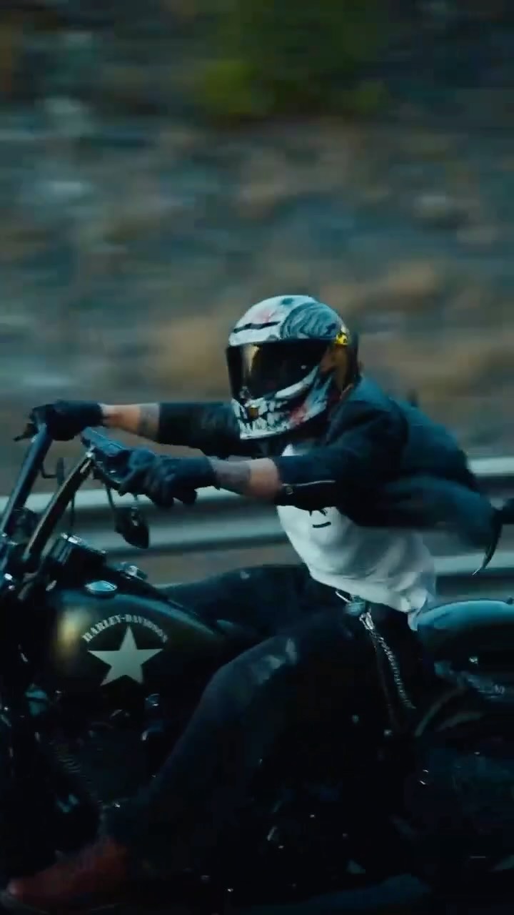 Instagram post by @slimbrutal for Ruroc. Caption reads: 🧨🧨🧨

📸 @slimbrutal.