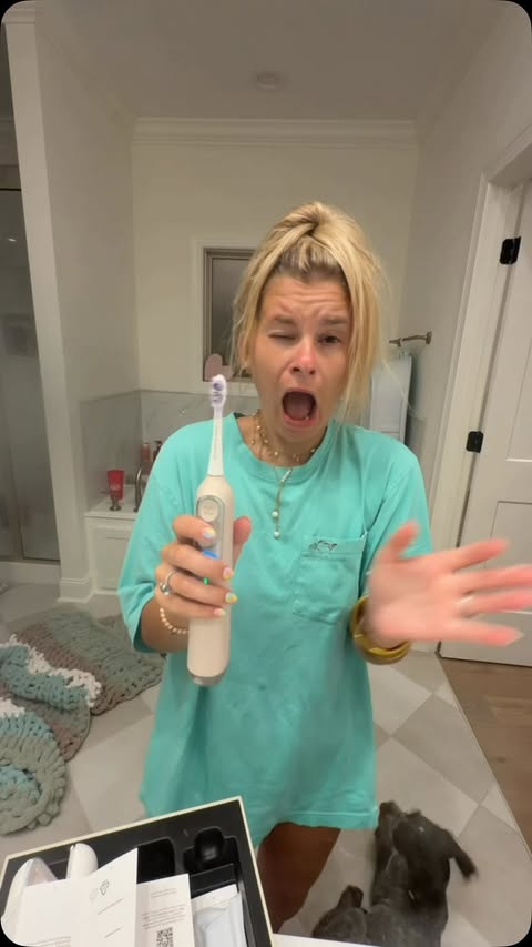 Instagram post by @camiikellyy for Soocas Oral Care Management. Caption reads: This is my new favorite tool! Thanks to....