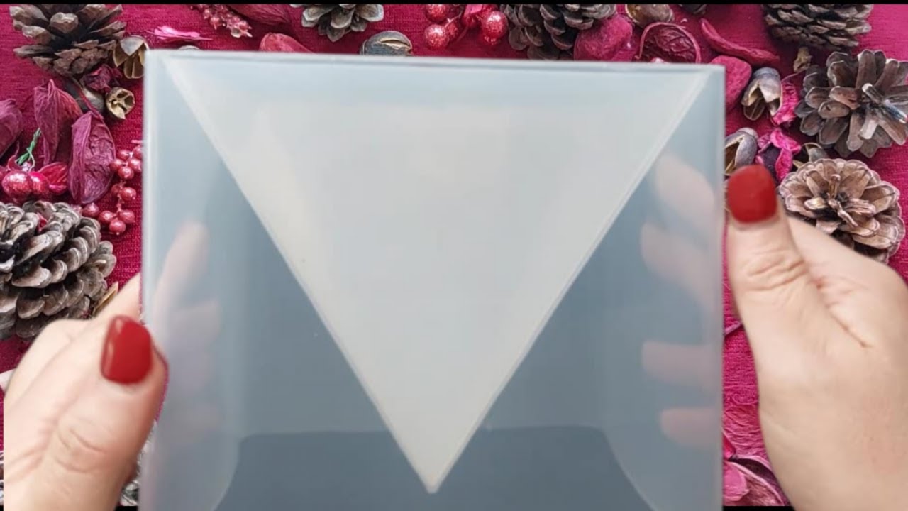 YouTube post by @ClairesCraftyCorner for Let’s Resin. Caption reads: Will the LET'S RESIN - resin cope in a HUGE....