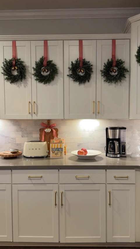 Instagram post by @ken_kenn for Eberjey. Caption reads: [...] special… even if that someone is you 🥰....