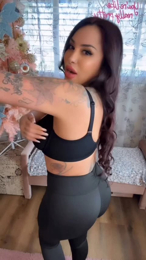 Instagram post by @love_lashes559 for SheCurve. Caption reads: @shecurve_inc …..use code  LASH10 at checkout for....