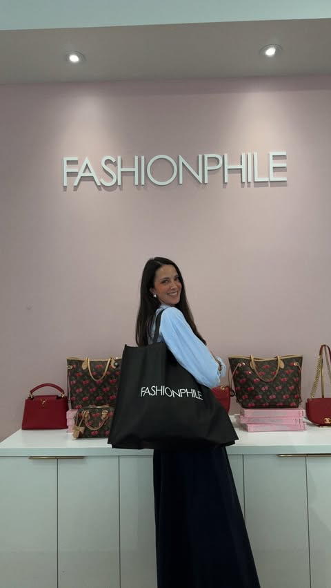 Instagram post by @shelbylgosselin for FASHIONPHILE. Caption reads: [...] to sell or find your next bag, @fashionphile....