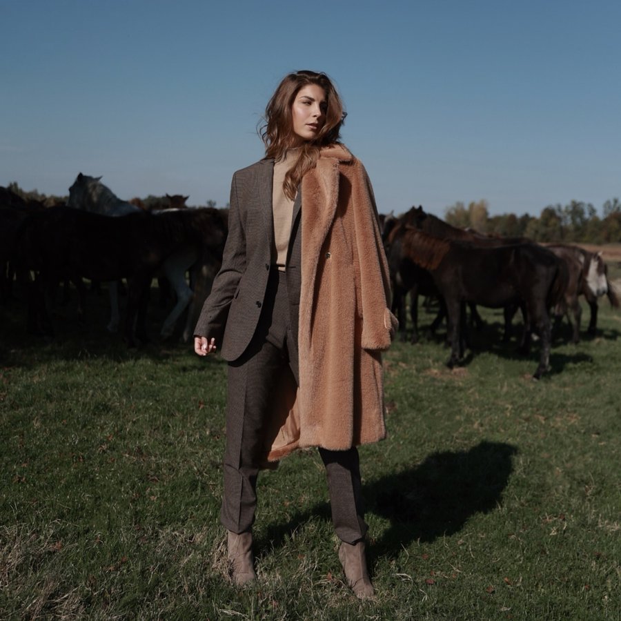 Instagram post by @nadja_eric for s.Oliver. Caption reads: Rocking this autumn collection @soliver #soliver....