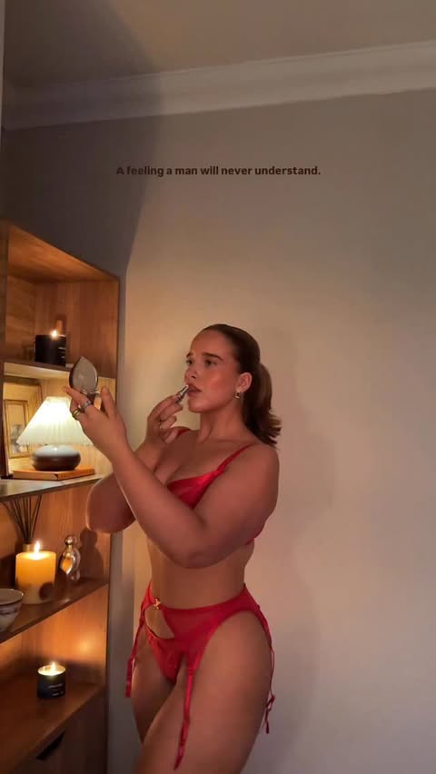 Instagram post by @dearscantilly for Curvy Kate. Caption reads: Red for Valentine’s Day💌 AD #midsizefashion....