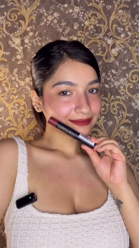 Instagram post by @akshitatanwarr for Hilary Rhoda Cosmetics. Caption reads: okay but these Hilary Rhoda lipsticks are actually....