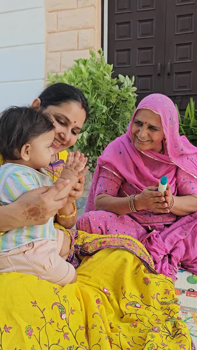 Instagram post by @anu_choudhary_vlogs for Himalaya Babycare. Caption reads: Dadi Poti Ki Bonding❤️ or massage.

Helps support....