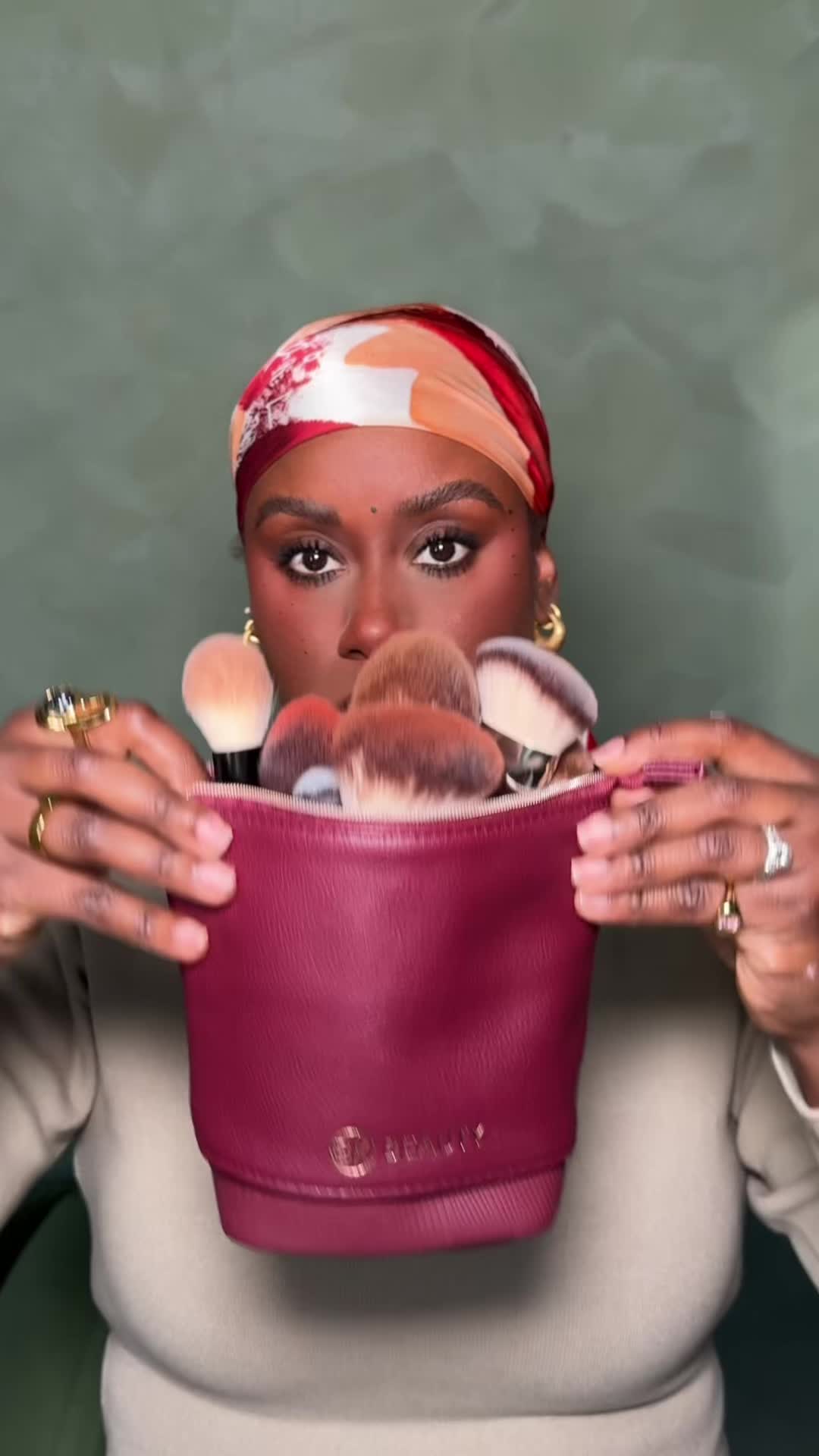 TikTok post by @heleciawill for BK Beauty. Caption reads: Simple daily makeup look using @bkbeauty....