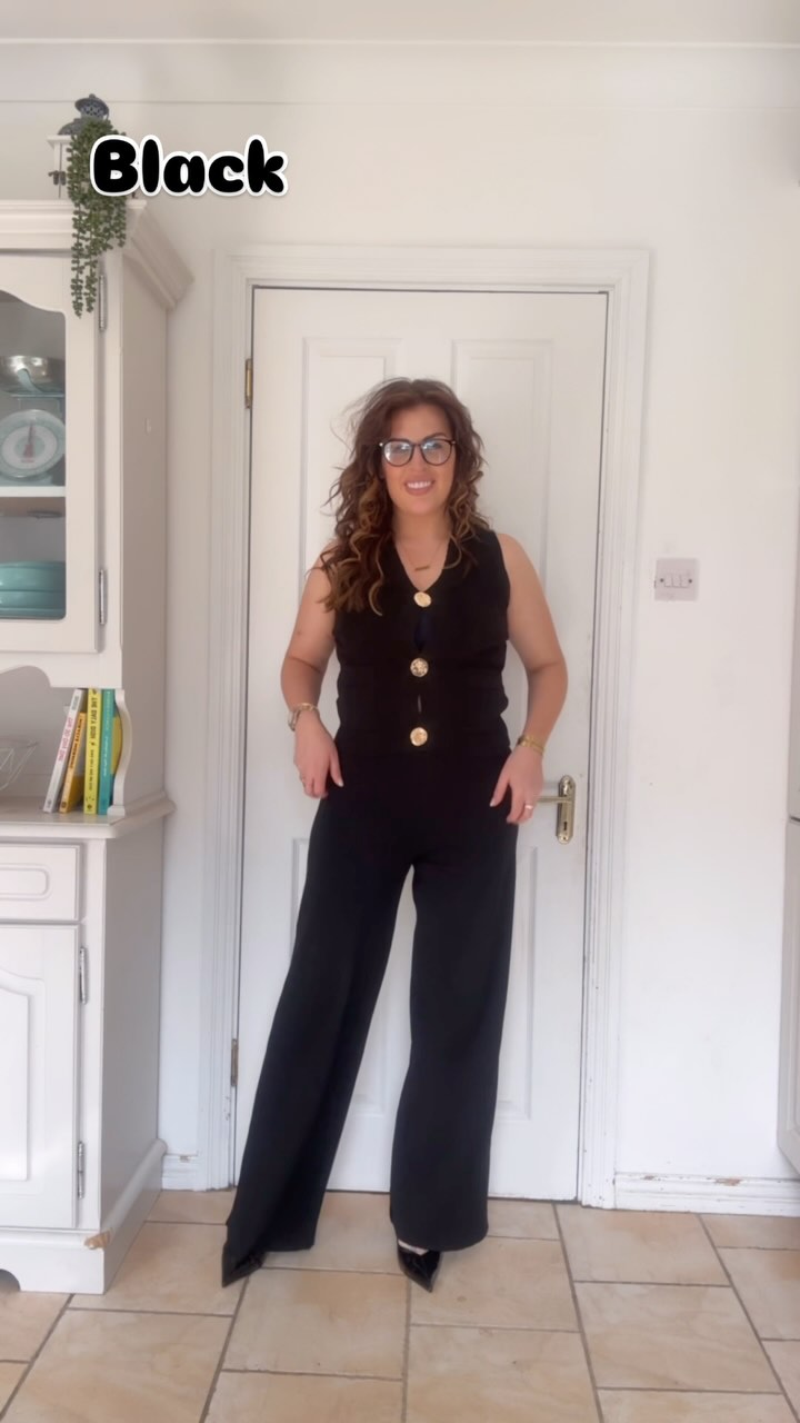 Instagram post by @twins_and_me_ for Vavavoom. Caption reads: Black or Purple? 🖤💜

Both sets are from....