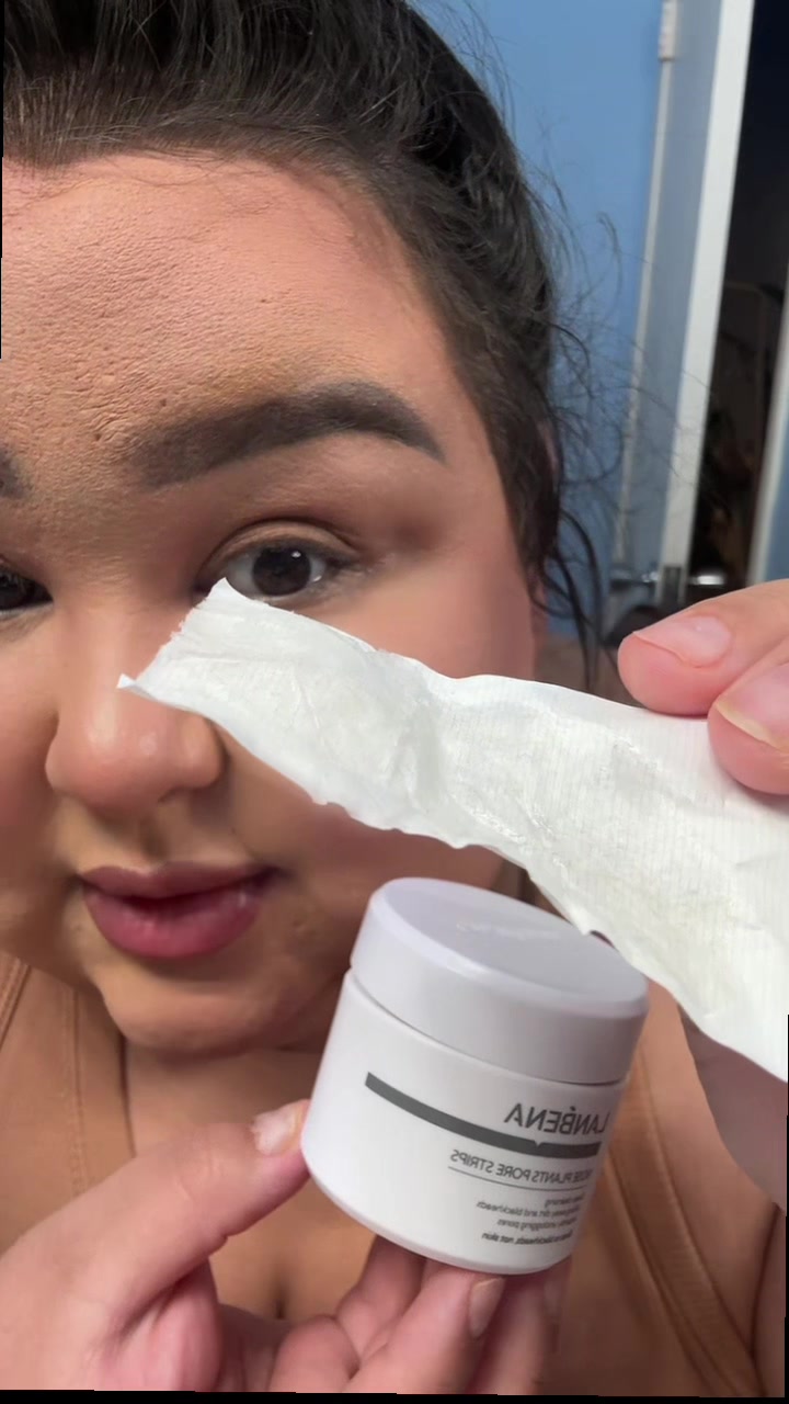 TikTok post by @tiffanibp_ for Lanbena. Caption reads: @Lanbena blackhead pore mask is sooooo satisfying....