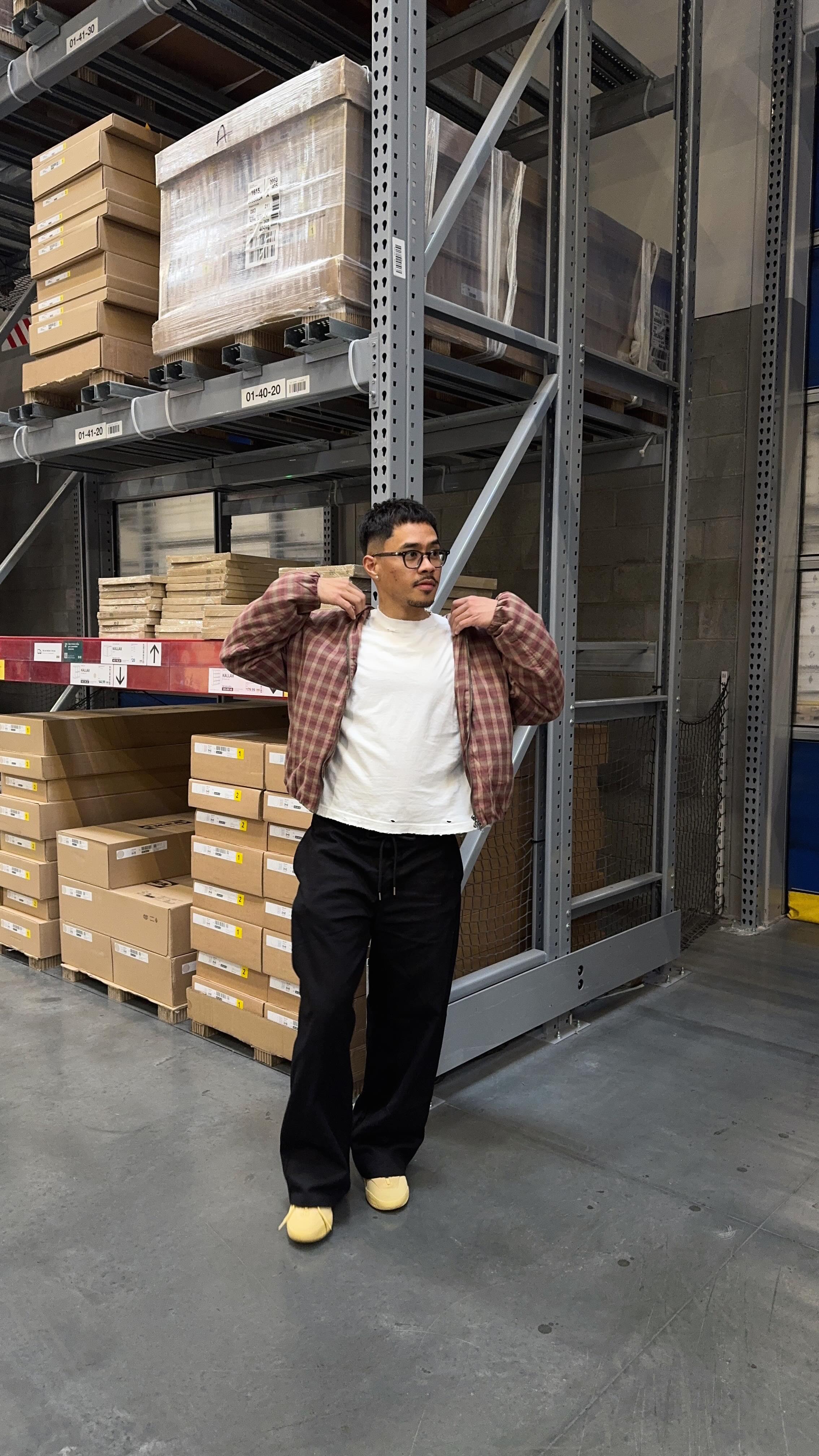 Instagram post by @branflvkes for ThreadBeast. Caption reads: Fall Outfits FT. @threadbeast || Make sure to use....