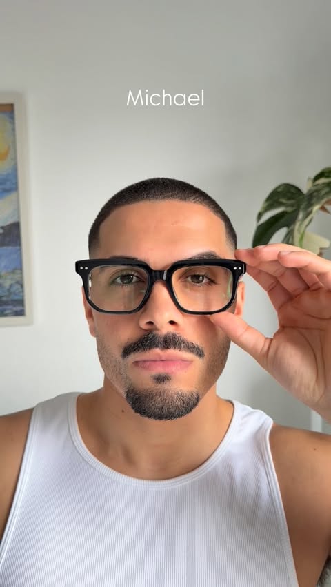 Instagram post by @lucasalves31 for Zeelool. Caption reads: New Zeelool arrivals just dropped 👓 @zeelool....