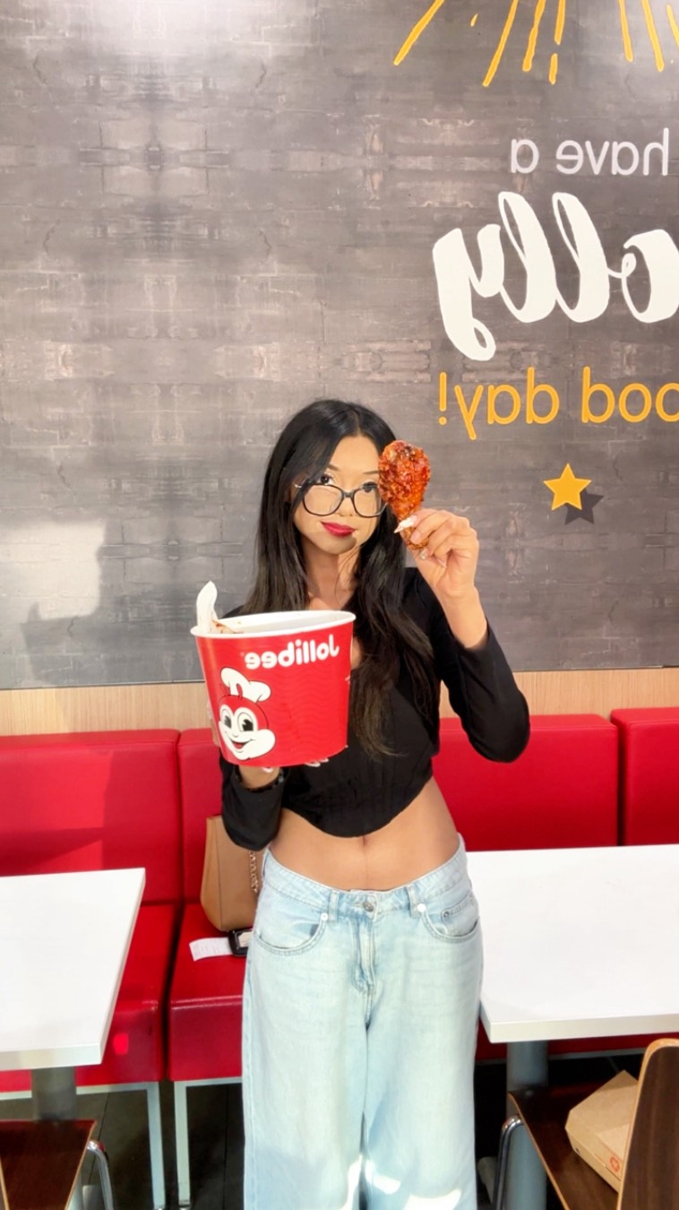 Instagram post by @feed_happiness_ for Jollibee US. Caption reads: Come with me to try the Katseye Special Korean BBQ....