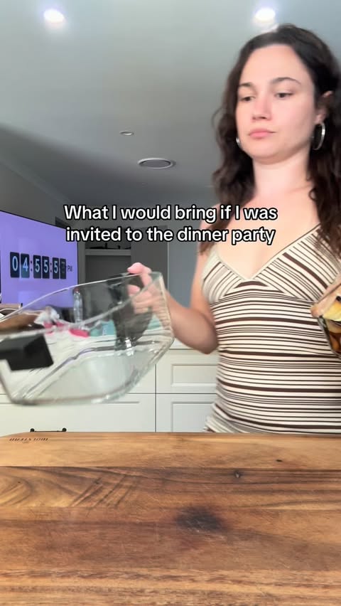 Instagram post by @kelnormaneatz for Mingle Seasoning. Caption reads: If you need something easy to bring on Christmas....