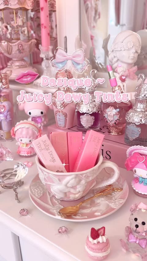 Instagram post by @diordiamonddresses for Dasique USA. Caption reads: Dasique ~ Juicy Dewy Lip Tints 🎀✨💕 Boys will say....