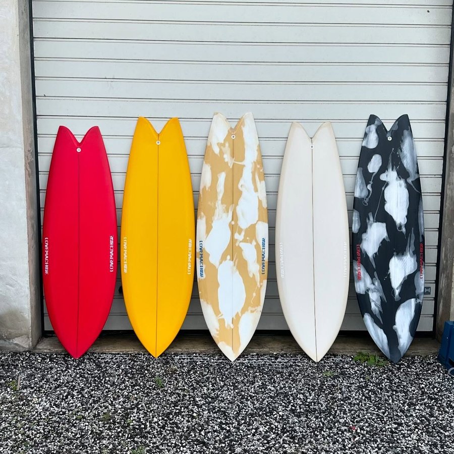 Instagram post by @the_twinfin_invitational for Volcom. Caption reads: [...] this amazing event ! @monsterenergy @volcom....