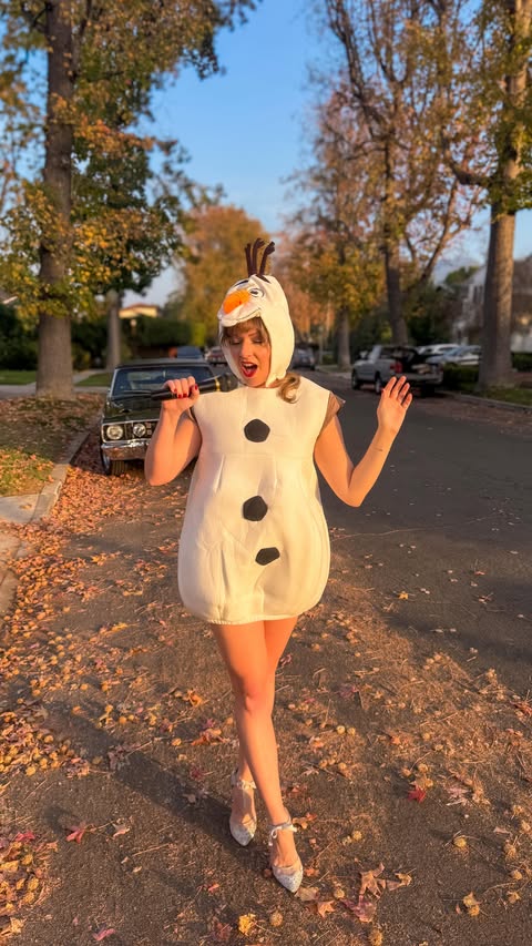 Instagram post by @brianamatopoeia for FUN.com. Caption reads: Christmas is this week and I am living my Olaf....