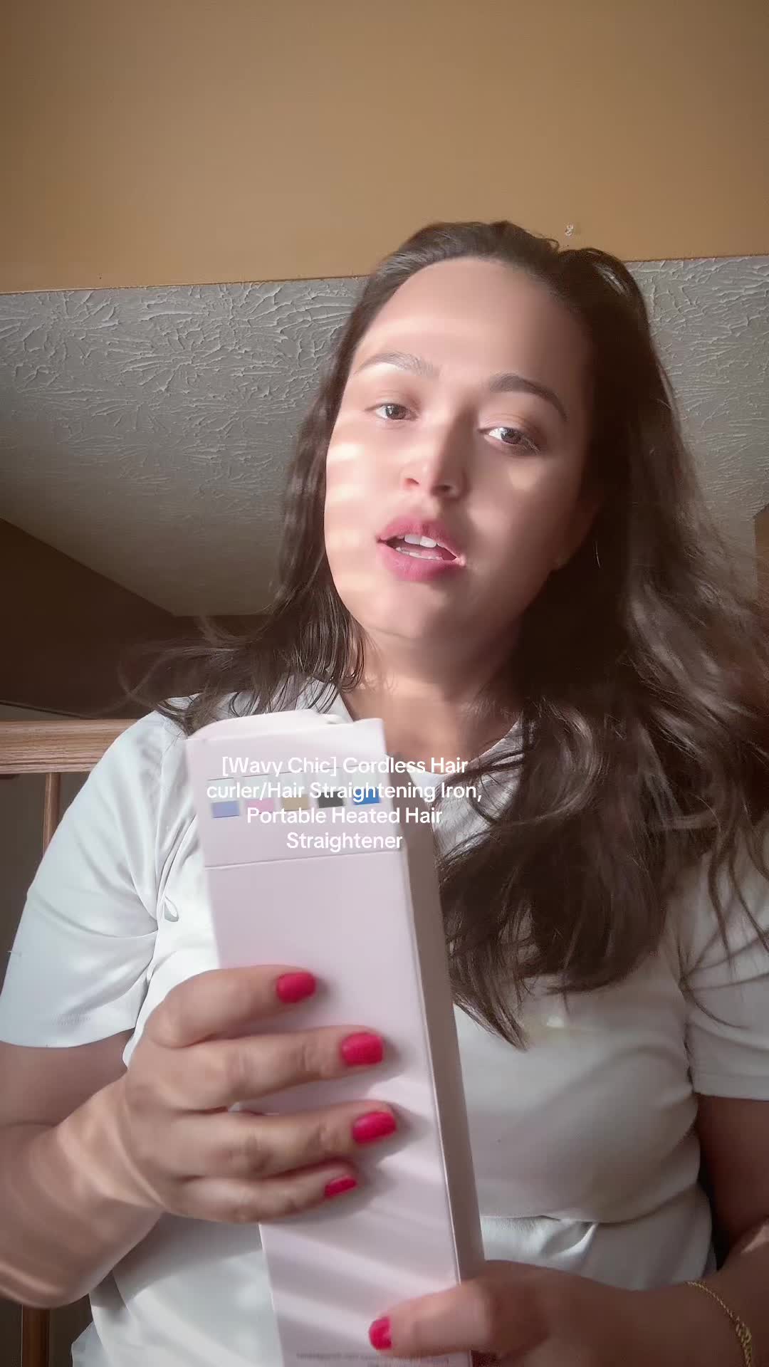 TikTok post by @kinglife1191 for Wavy Chic. Caption reads: [Wavy Chic] Cordless Hair curler/Hair [...].