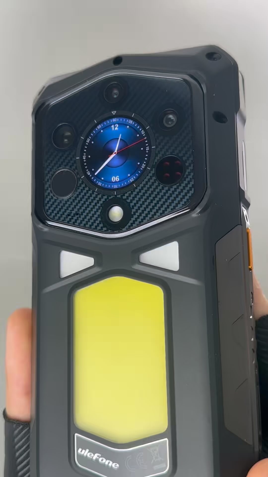 Instagram post by an influencer for Ulefone. Caption reads: Unboxing “Ulefone Armor 29 Pro 5G, Thermal [...].