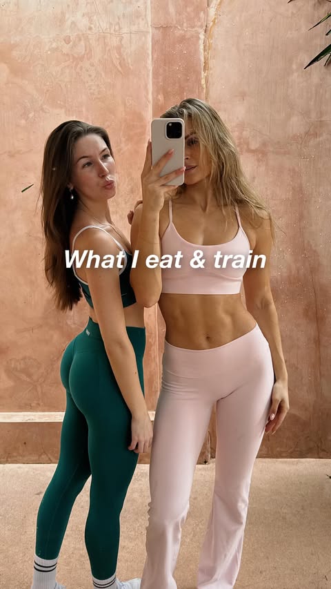 Instagram post by @foodbyjennalovisa for STRONGER. Caption reads: [...] I eat & workout in bali 🏋🏼‍♀️🥗🩷 ad....