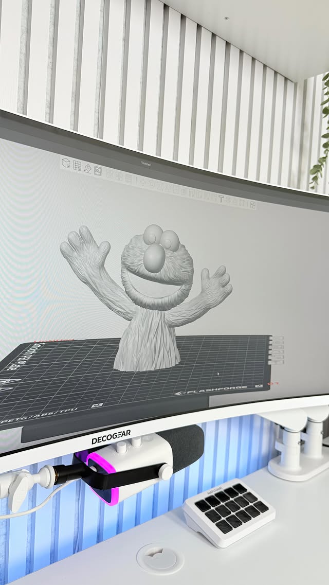 Instagram post by @kaiquecreator for Flashforge. Caption reads: Seeing every detail taking shape with FlashForge....