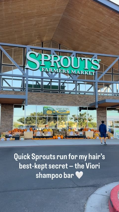 Instagram post by @curated_by_tabby for VIORI. Caption reads: [...] and designed to deliver real performance:....