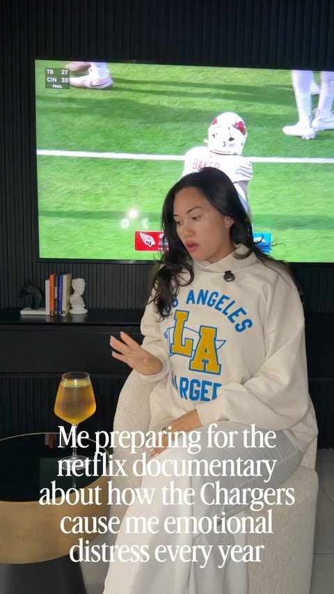 Instagram post by @jesprrrez for Fanatics. Caption reads: [...] you heard me? 🥹 • Sweater gifted by....