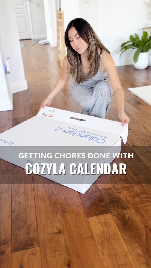 Instagram post by an influencer for Cozyla. Caption reads: [...] go wrong! 👉You can get the @cozylaframes....