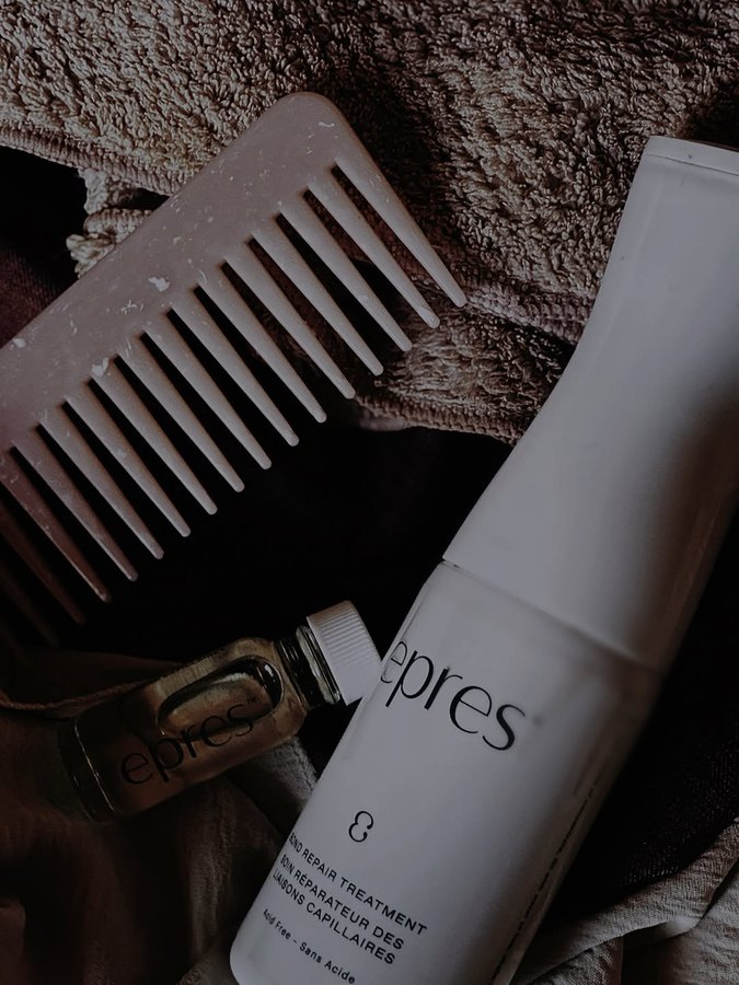 Instagram post by @the.amira.edit for Epres. Caption reads: [...] this, I’ve discovered a true savior: Epres™....