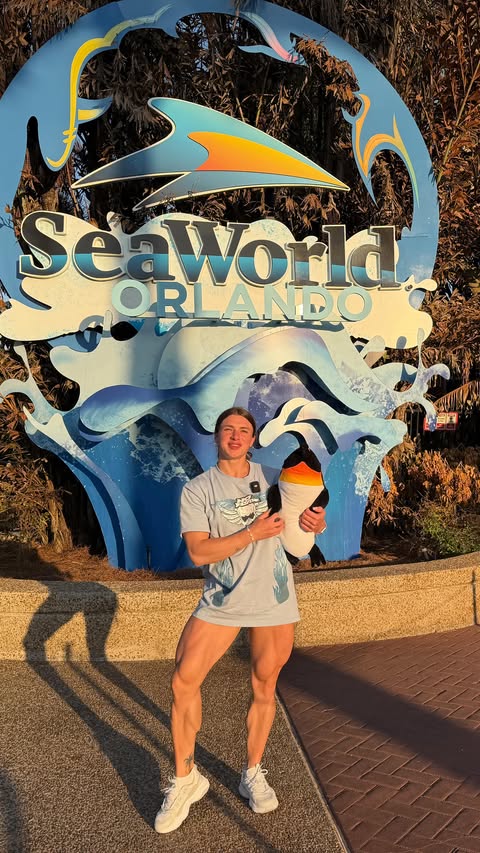 Instagram post by @nat.sharapova_ifbbpro for SeaWorld. Caption reads: SeaWorld Orlando @seaworldorlando is one of those....