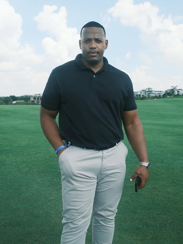 Instagram post by @juicyjay_official for Castle Lite SA. Caption reads: Finally! The Liv golf ⛳️ is in South Africa 🇿🇦....