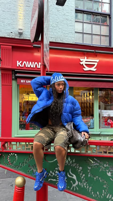 Instagram post by @laurenxsimpson for JD Sports. Caption reads: [...] own pace 🤍 @columbia_eu available at....
