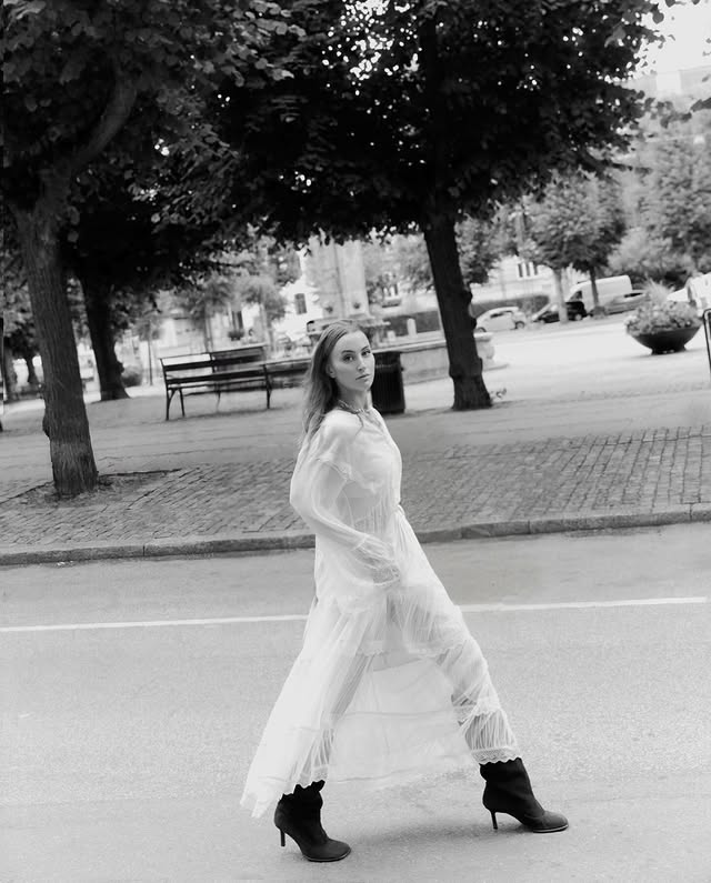 Instagram post by @noordegroot for VERO MODA. Caption reads: @veromoda EDIT BY ME is NOW live [...].