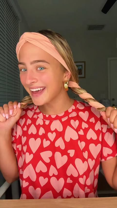 Instagram post by @averykatherinew for Kitsch. Caption reads: Hair made easy with @mykitsch #kitschpartner....