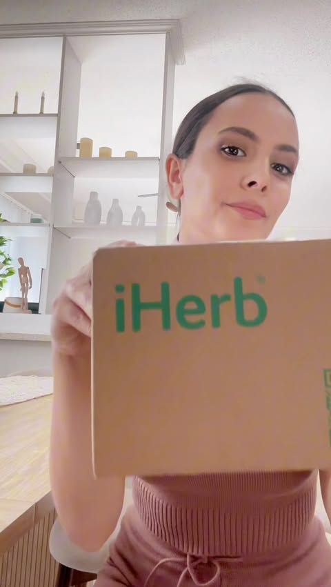 Instagram post by @clovermom_coygirl for iHerb. Caption reads: ✨ New Year, True You ✨
Stepping into a new year....