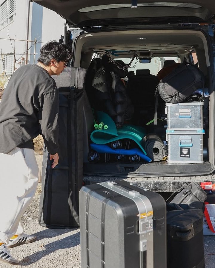 Instagram post by @akiraexploring for Dbjourney. Caption reads: [...]....