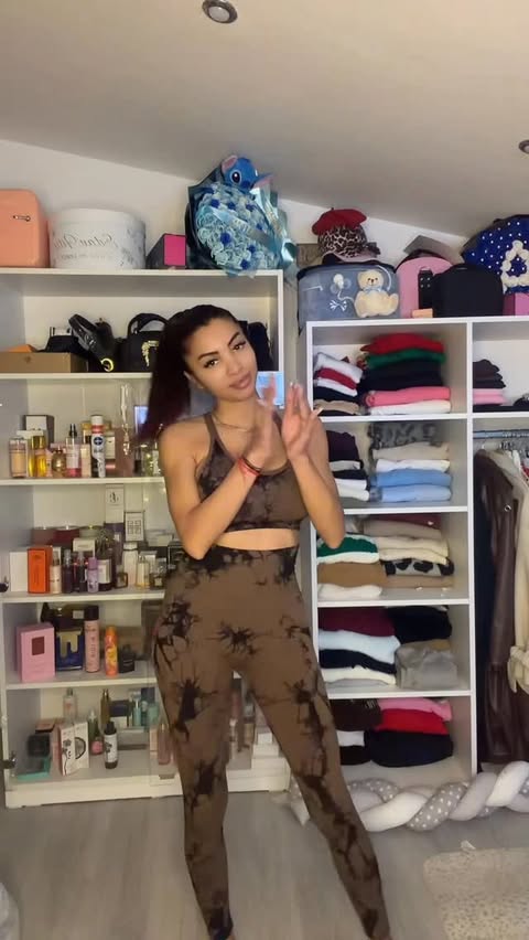 Instagram post by @adrianaciriblan for SHEIN. Caption reads: [...] 🎫ST12adrianaciriblan684✨
@sheinofficial....