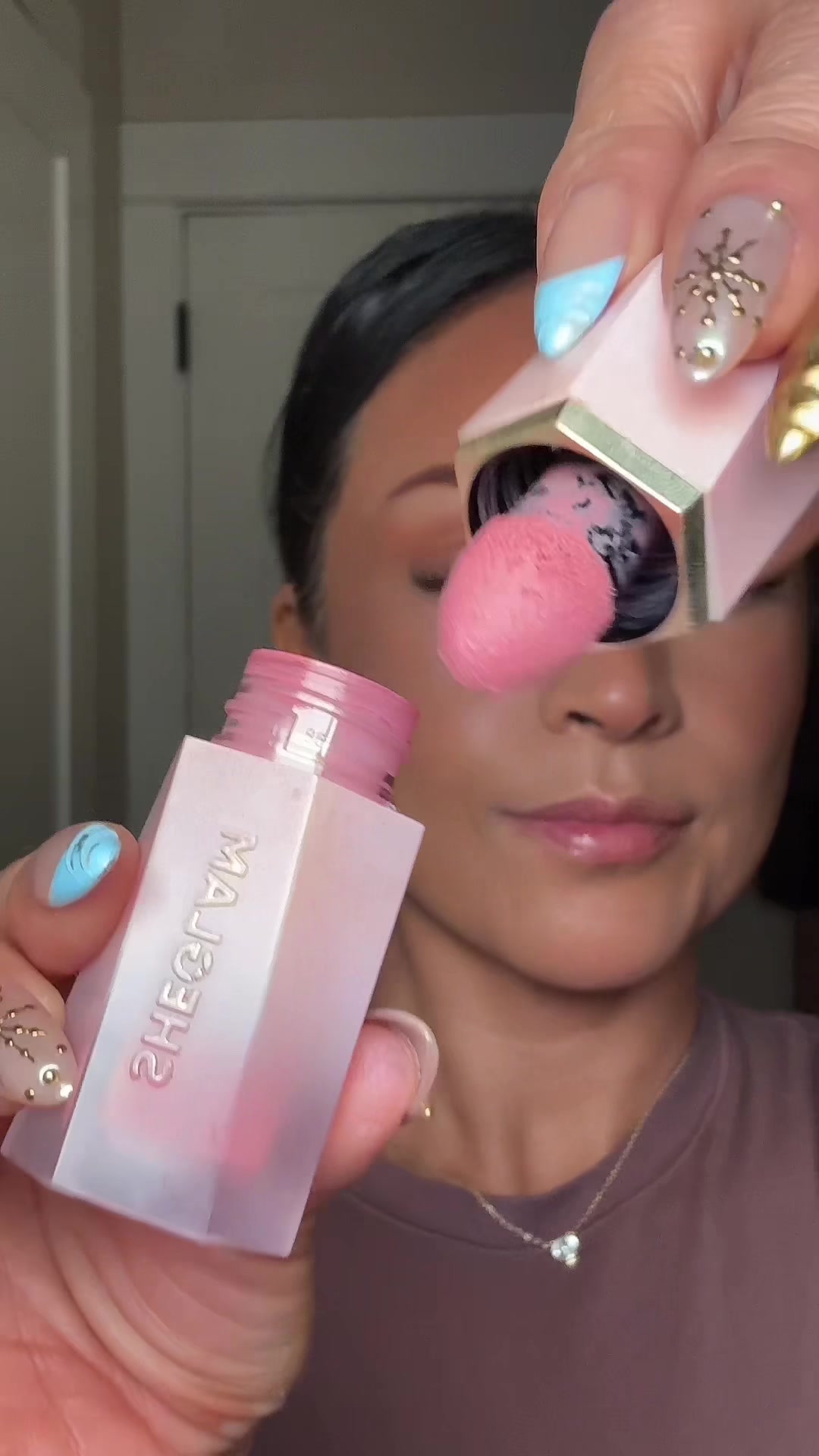 TikTok post by @taylorbabebeauty for BK Beauty. Caption reads: [...] 112 angle brush to blend bronzer by @BK....