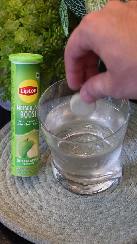 Instagram post by @naturalbodyaesthetics for Lipton. Caption reads: Starting my day on a refreshing note with Lipton....
