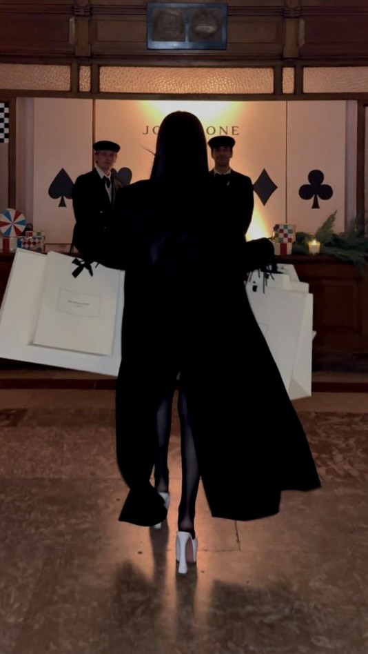 Instagram post by @giuliadelellis103 for Jo Malone London. Caption reads: The festive fun and games have begun with....