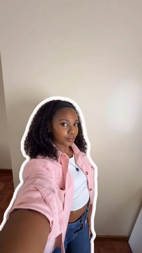 Instagram post by @naishayyy for Bolt. Caption reads: [...] been smoother I’m a girl on the go and bolt....