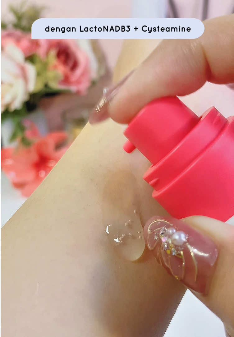 TikTok post by @lavuedesha for Laboré Sensitive Skin Expert. Caption reads: Best combo buat kulit sensitif nih, @LABORE worth....