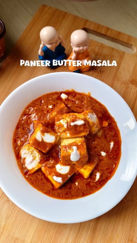 Instagram post by @kolkata_eatuks for Everest Spices. Caption reads: #ad This quick & creamy Paneer Butter Masala is....