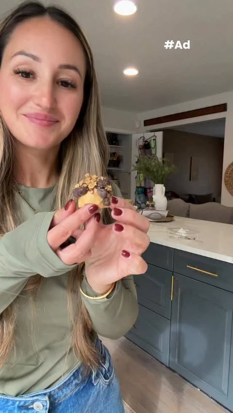 Instagram post by @veryveronicay for Nature Valley. Caption reads: [...] living his best nostalgic life 🤣✨
Nature....