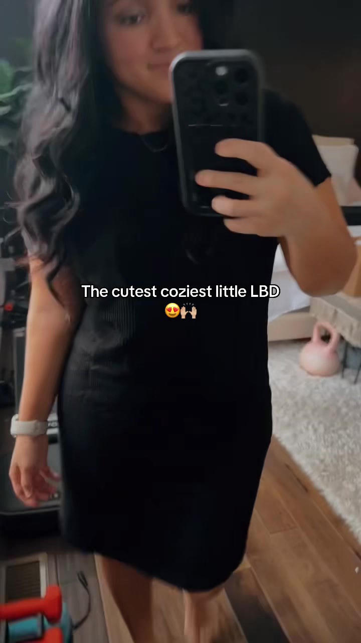 TikTok post by @marina_ugccreator.5 for Evaless. Caption reads: [...] casual, comfortable dress!🙌🏼😍🔥👏🏽....