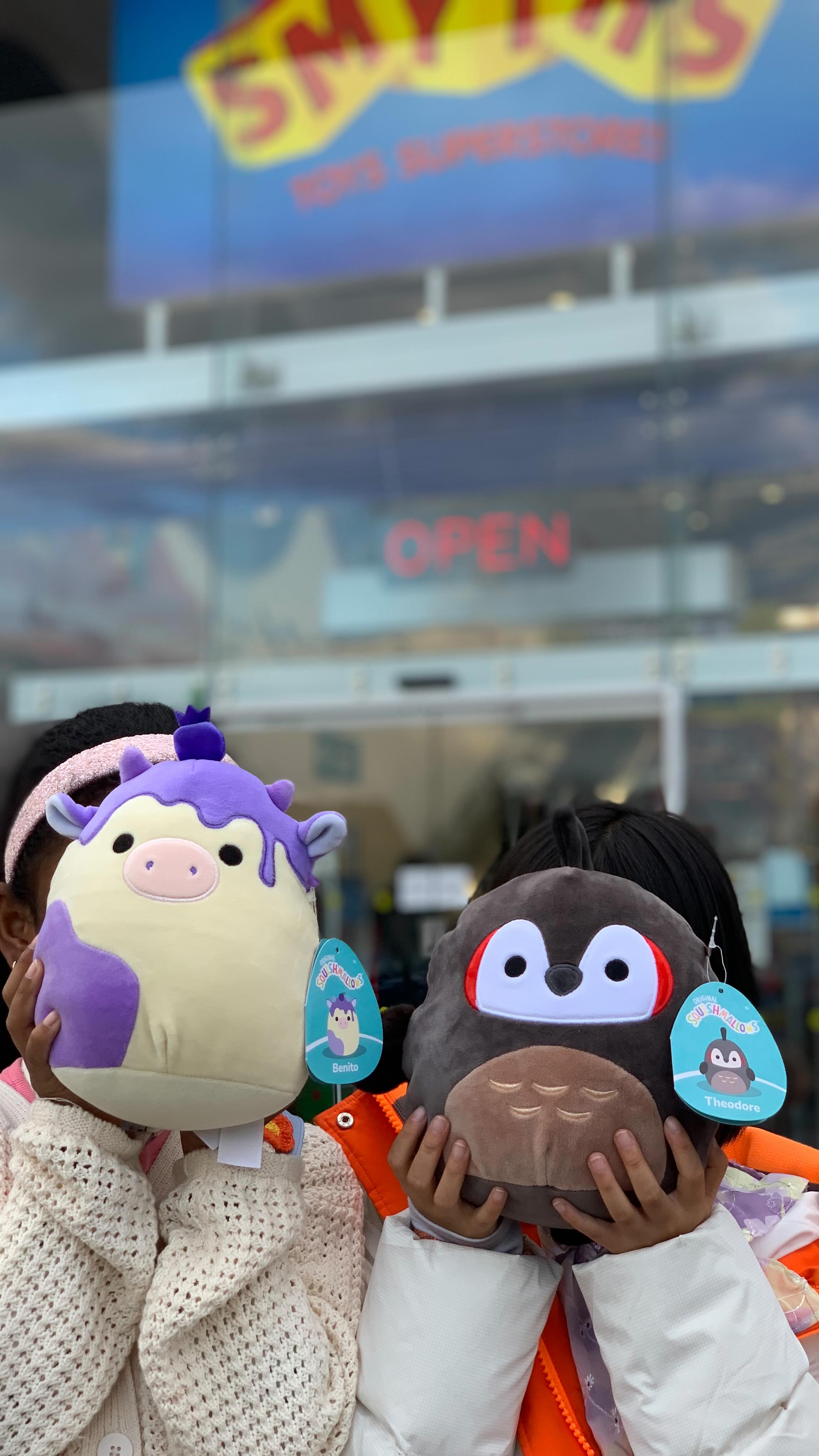 Instagram post by @mama.regz_ for Wire PR. Caption reads: [AD] We’ve been on the cutest #SquishHunt at....