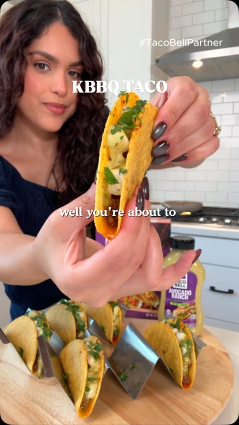 Instagram post by @hennasharee for Taco Bell. Caption reads: #TacoBellPartner what happens when you combine....