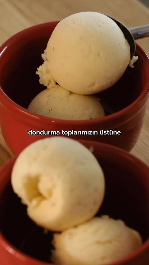 Instagram post by an influencer for Enplus. Caption reads: [...] yapıyoruz. #işbirliği @enplustr.